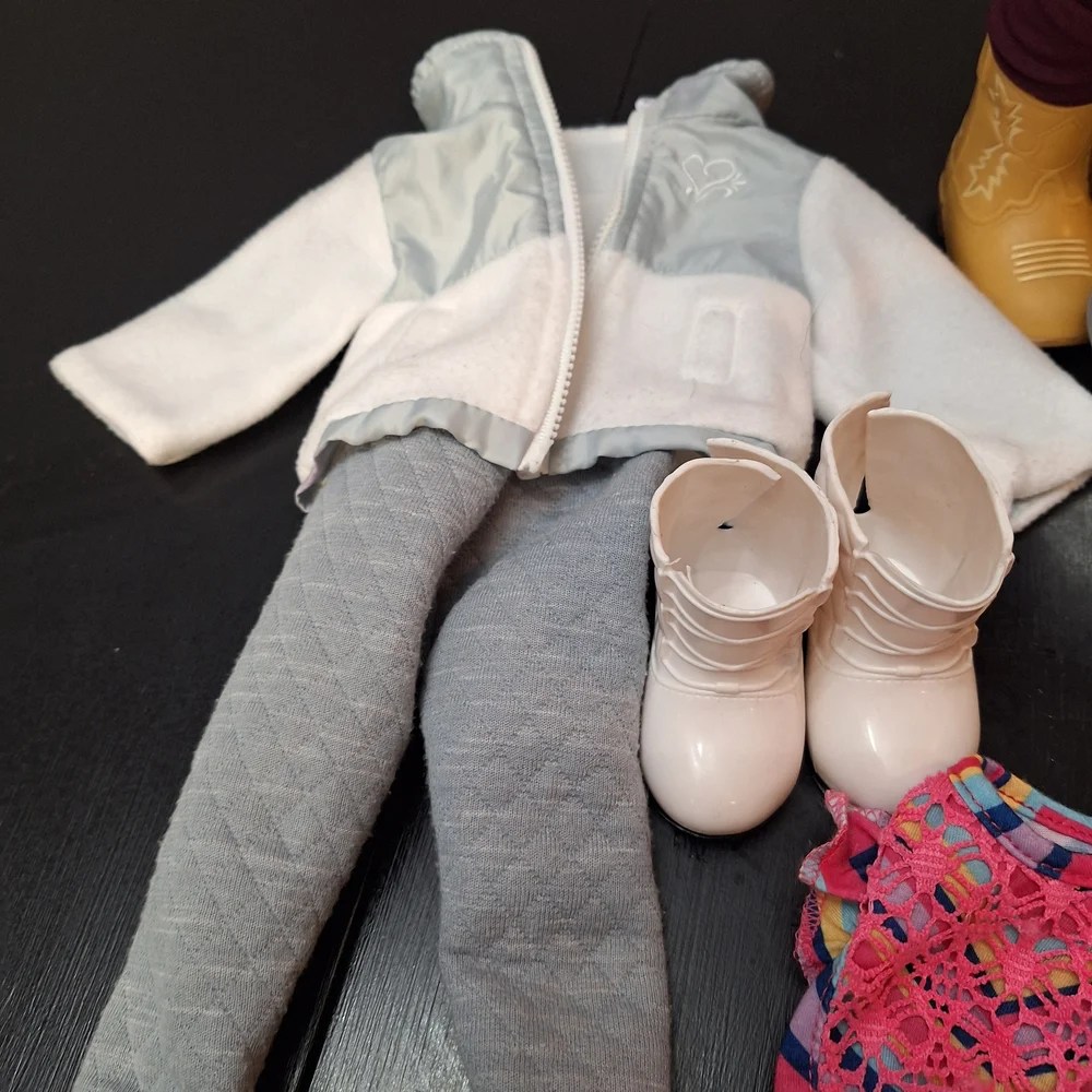 Our Generation 18 Inch Doll with Guitar & 4 Total Outfits - Picture 4 of 8